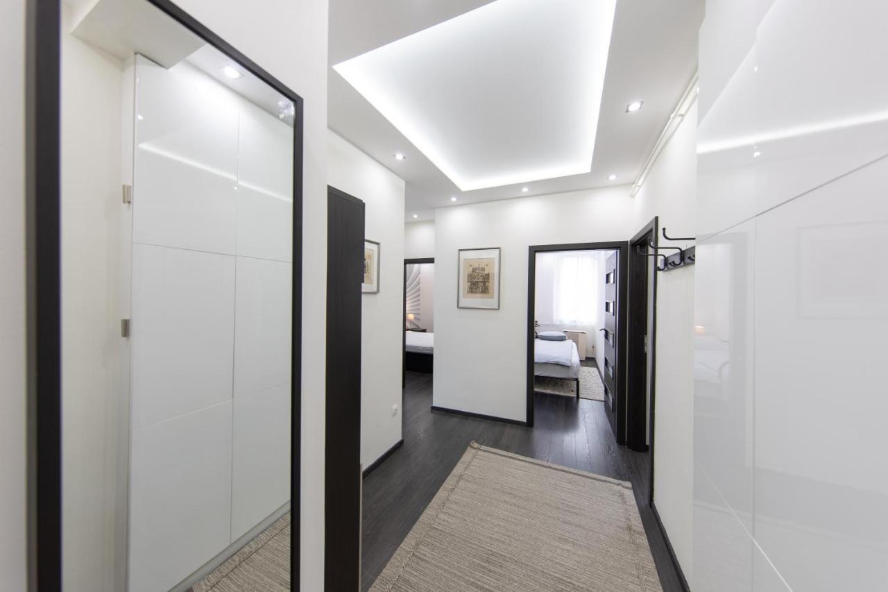 Spacious 3-Room Apartment With Free Parking บูดาเปสต์ ภายนอก รูปภาพ
